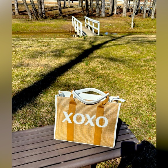 X🤍O🤍X🤍O. Tote 👜